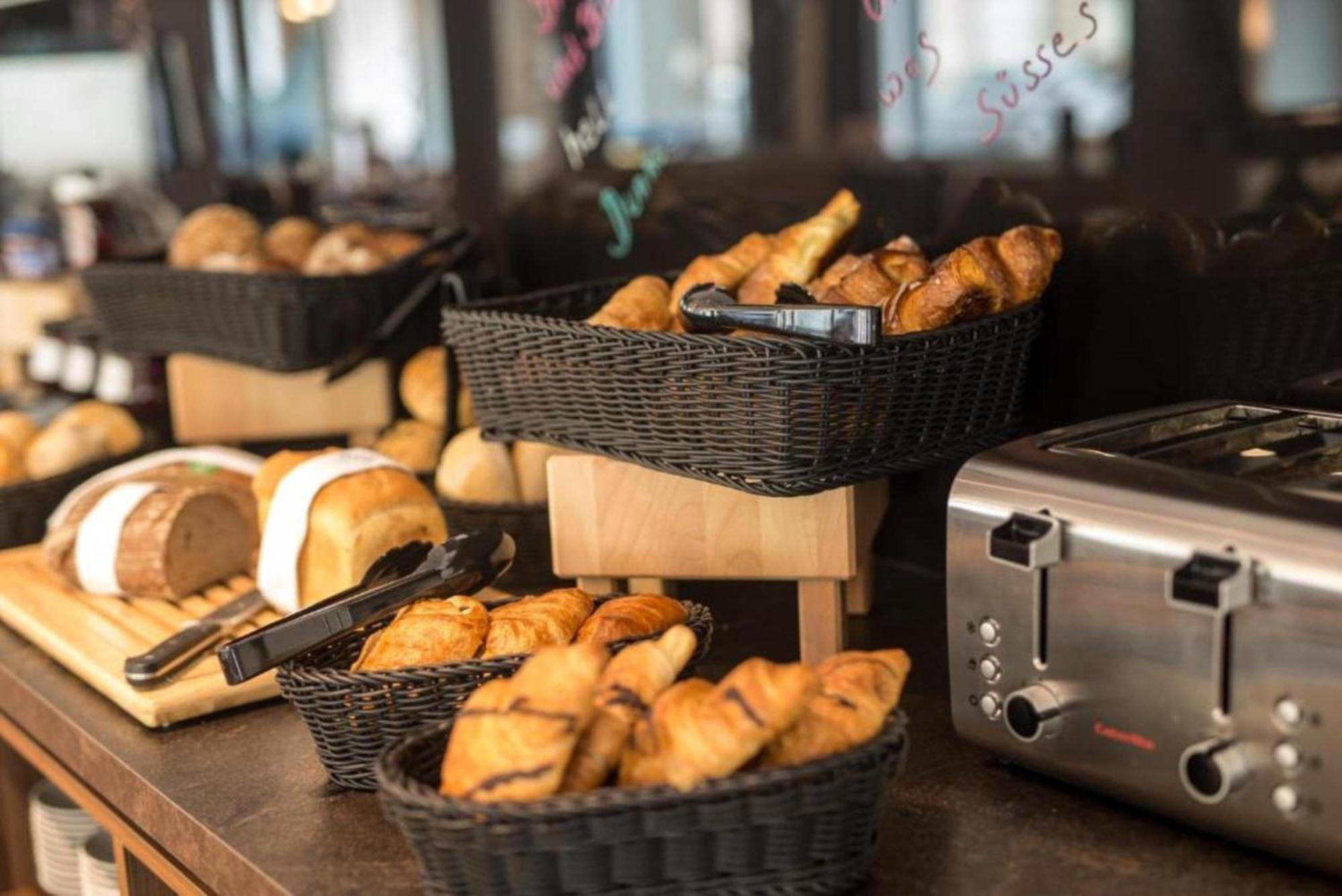 Holiday Inn - The Niu, Hide Berlin Friedrichshain By Ihg Экстерьер фото